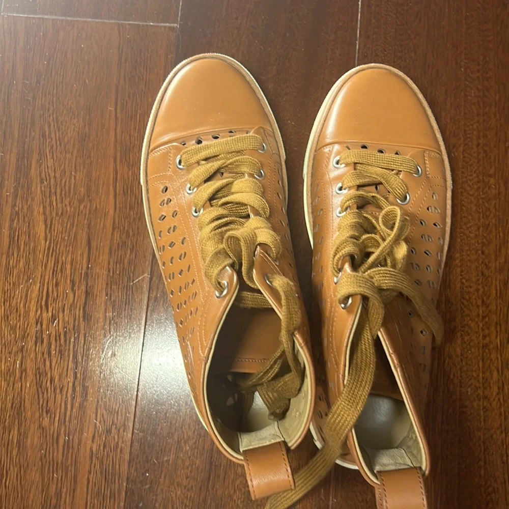 Hermes tan sneaker 36.5 - Picture 3 of 5